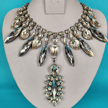 Load image into Gallery viewer, Janey Crystal Necklace with a Detachable Pendant