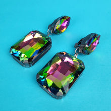 Load image into Gallery viewer, Classic Cut Crystal Clip On Earrings