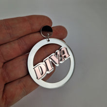 Load image into Gallery viewer, Diva Circle Earrings