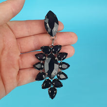 Load image into Gallery viewer, Lily Crystal Earrings