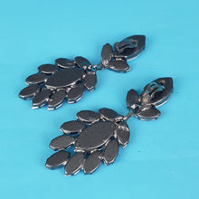Load image into Gallery viewer, Crystal Earrings