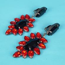 Load image into Gallery viewer, Lily Crystal Earrings