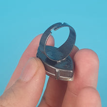 Load image into Gallery viewer, Classic Crystal Ring