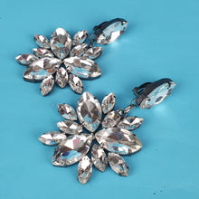 Load image into Gallery viewer, Pansy Crystal Earrings