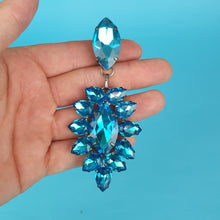 Load image into Gallery viewer, Lily Crystal Earrings