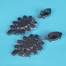 Load image into Gallery viewer, Lily Crystal Earrings
