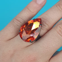 Load image into Gallery viewer, Classic Crystal Ring
