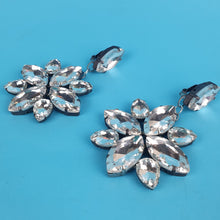 Load image into Gallery viewer, Zena Crystal Clip On Earrings